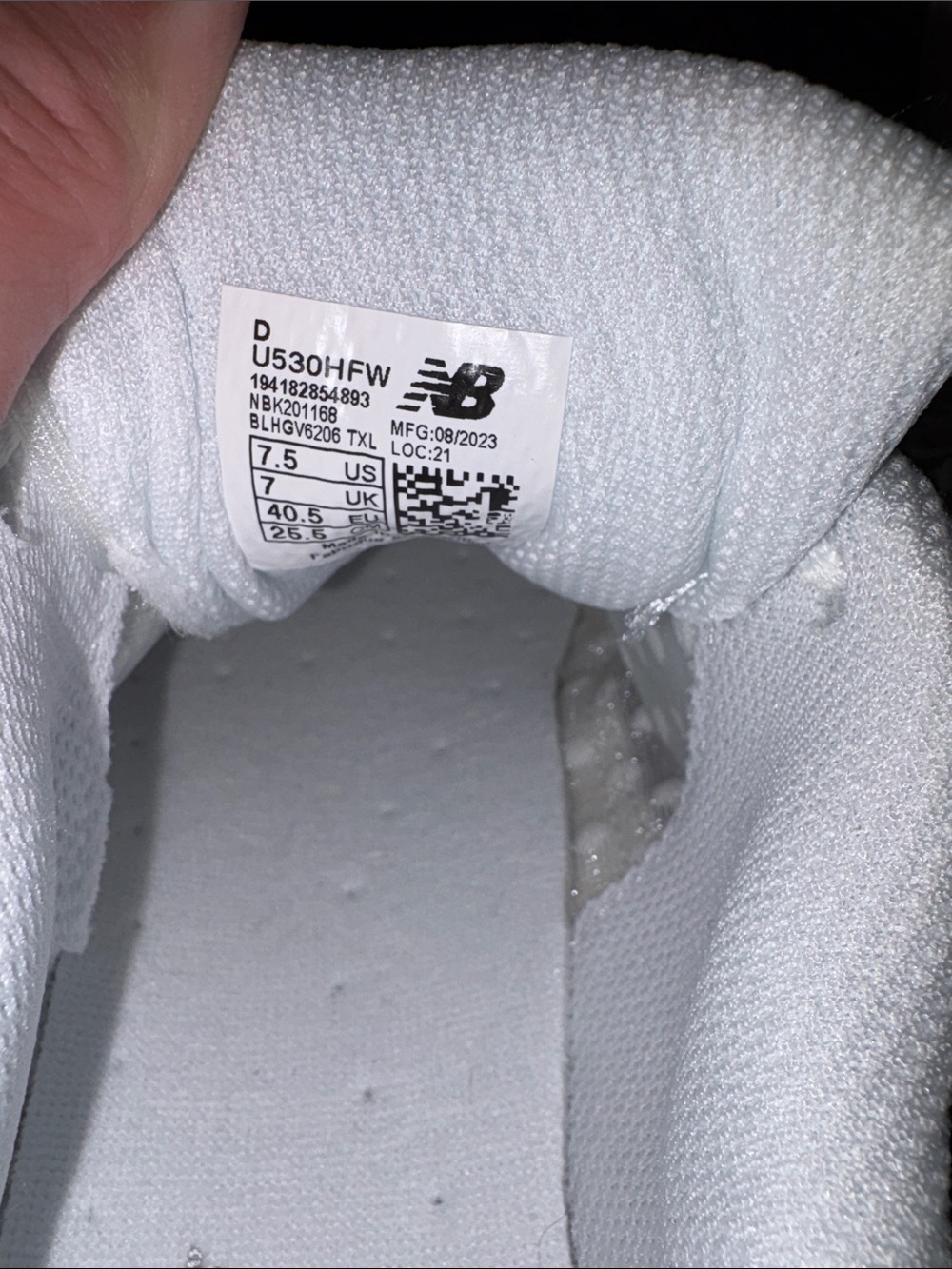 New Balance White and Silver Polka-Dot Athletic Sneakers WOMENS 9 MENS 7.5 - Picture 9 of 9